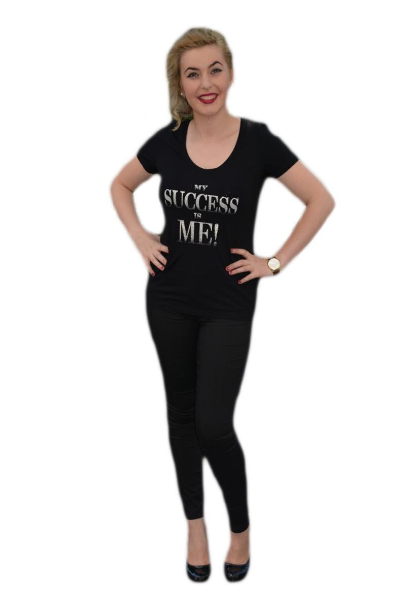 Tricou alb cu imprimeu trendy, maneca scurta si decolteu rotund, D&J Exclisive, Negru