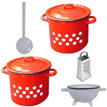 Pachet 2 x Oala emailata cu capac rosie cu buline, 6L+ Strecuratoare emailata cu picioare,18cm + Spumiera emailata + Razatoare din inox Pachet 2 x Oala emailata cu capac rosie cu buline, 6L+ Strecuratoare emailata cu picioare,18cm + Spumiera emailata + Razatoare din inox