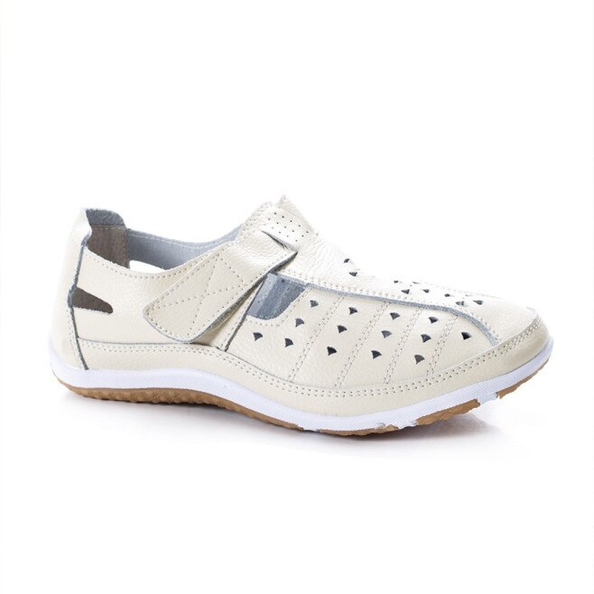 Pantofi comozi din piele cu perforati si bareta, D&J Exclusive, Crem
