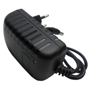 Sursa de alimentare IDL® 12V 2A pentru camere de supraveghere, router cu stecher model 698 Sursa de alimentare IDL® 12V 2A pentru camere de supraveghere, router cu stecher model 698