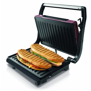 Sandwich-grill panini Taurus TOAST & CO, 700 W, placi grill: 23 x 15 cm, placa superioara basculanta, Maron/Negru Sandwich-grill panini Taurus TOAST & CO, 700 W, placi grill: 23 x 15 cm, placa superioara basculanta, Maron/Negru