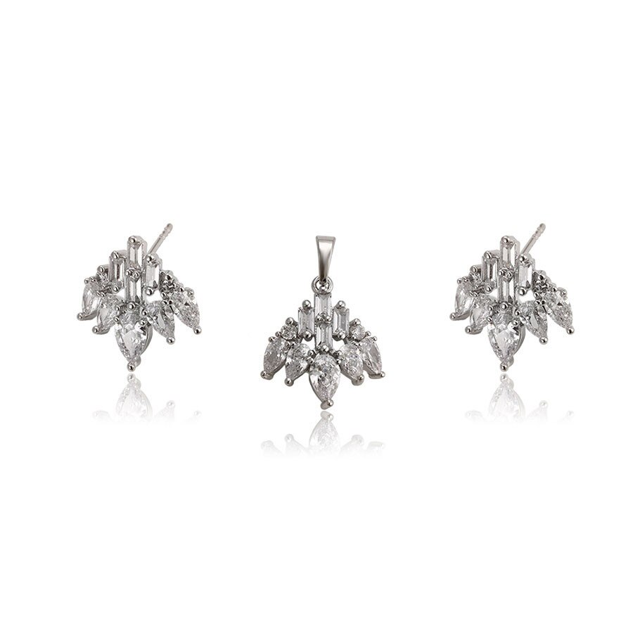 Set Femininity placat cu aur alb de 18k si cristale®