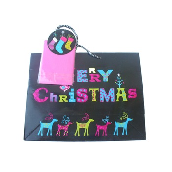 Punga de cadou de iarna / Craciun neagra cu folie holografica si culori vii - M Punga de cadou de iarna / Craciun neagra cu folie holografica si culori vii - M
