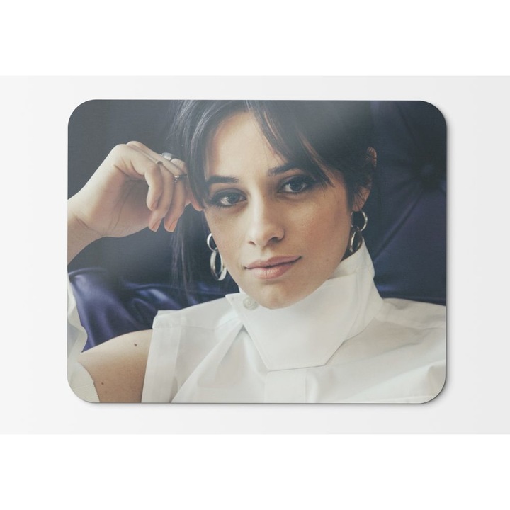 Camila Cabello egérpad - 21,5 x 27 x 0,3 cm