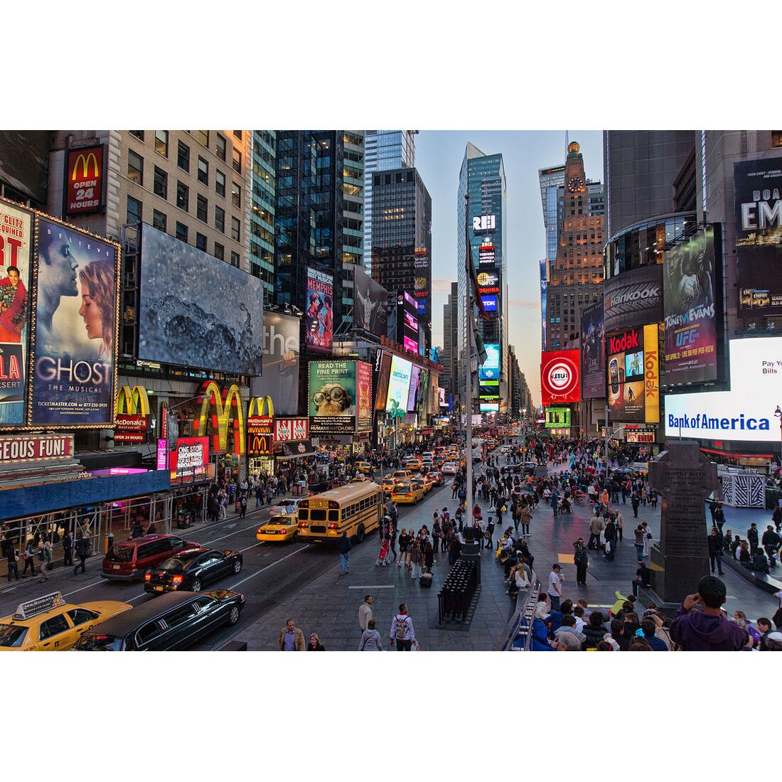 Fototapet de perete autoadeziv si lavabil NYC-Time Square, 270 x 200 cm