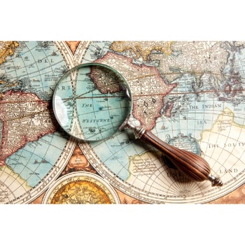 Fototapet de perete autoadeziv si lavabil Comoara de sub lupa, 220 x 135 cm Fototapet de perete autoadeziv si lavabil Comoara de sub lupa, 220 x 135 cm