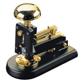 Capsator El Casco M-1 LN finisaj aur galben / negru mat Capsator El Casco M-1 LN finisaj aur galben / negru mat