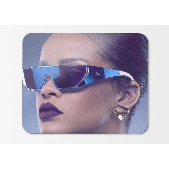 Egérpad Rihanna Summer Dior napszemüveg - 21,5 x 27 x 0,3 cm