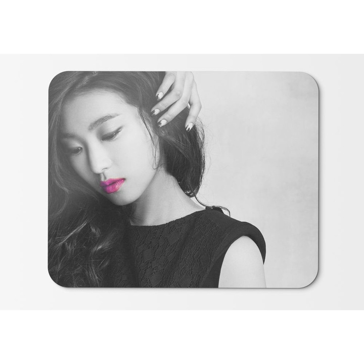 Mouse Pad Yoon Bora Sistar - 21.5 X 27 X 0.3cm