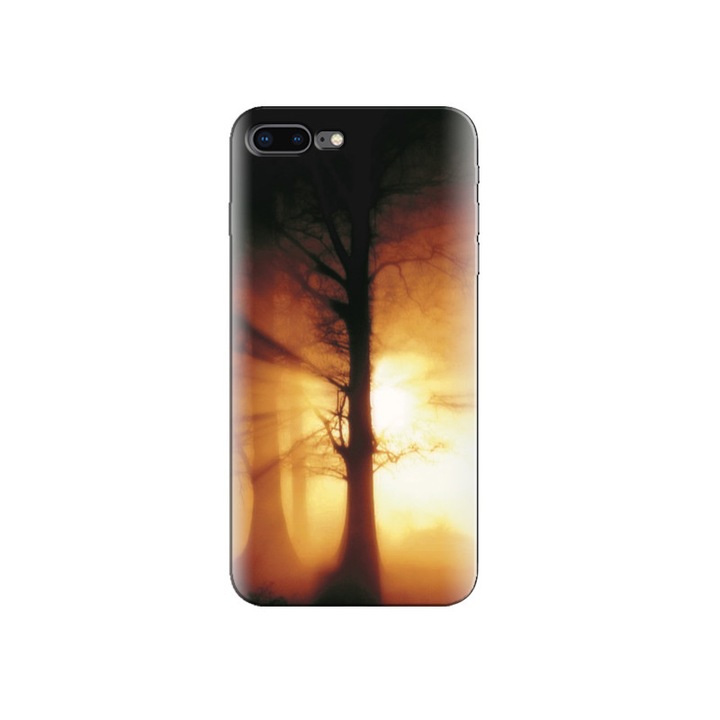 Iphone 5s tok Bright Sunlight Between The Trees