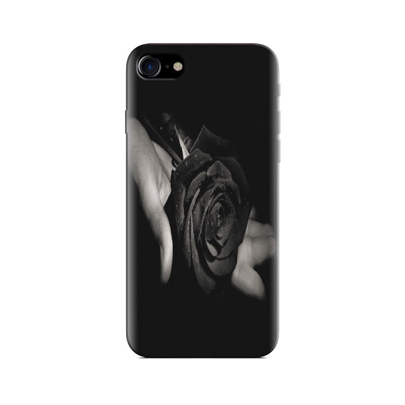 Husa Iphone 7 Ultra Black Rose Flowers In Hand