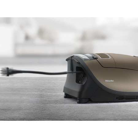 Aspirator cu sac Miele Complete C3 Electro EcoLine - SGFP3, 550 W, 4.5L, perie electrica, filtru HEPA, 77 dB, Maro