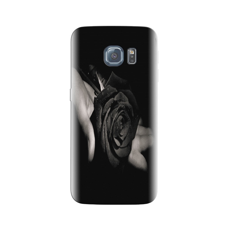Husa Samsung S6 Ultra Black Rose Flowers In Hand