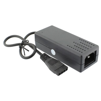 Alimentator HDD extern, mufa MOLEX, 2A, 220V Alimentator HDD extern, mufa MOLEX, 2A, 220V