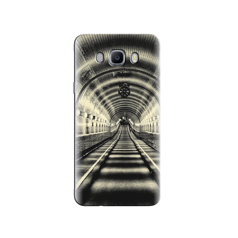 Husa Samsung J5 2016 Black And White Railway Platform