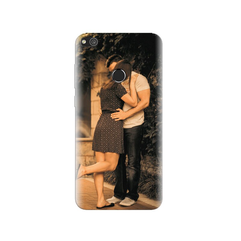 Husa Huawei P8 Lite 2017 Couple Kiss Hd Pics