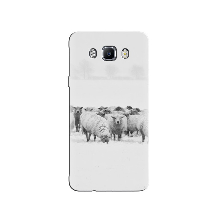 Husa din silicon compatibila cu Samsung Galaxy J5 2016 - model Winter Sheep