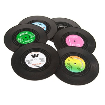 Suport pahar retro, disc vinil, 6 bucati, diametru 10.5 cm Suport pahar retro, disc vinil, 6 bucati, diametru 10.5 cm