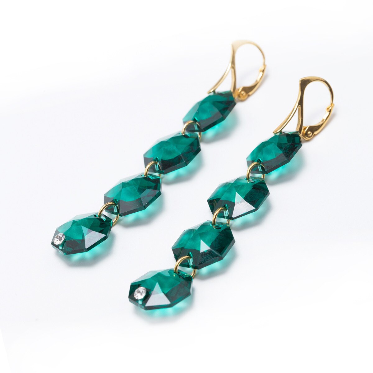 Cercei Argint DaviCrystals cu cristale octogon cu leverback agatator gold cu patru cristale emerald