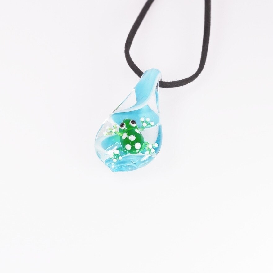 Colier, Eurozone, snur negru cu pandant sticla broscuta bleu