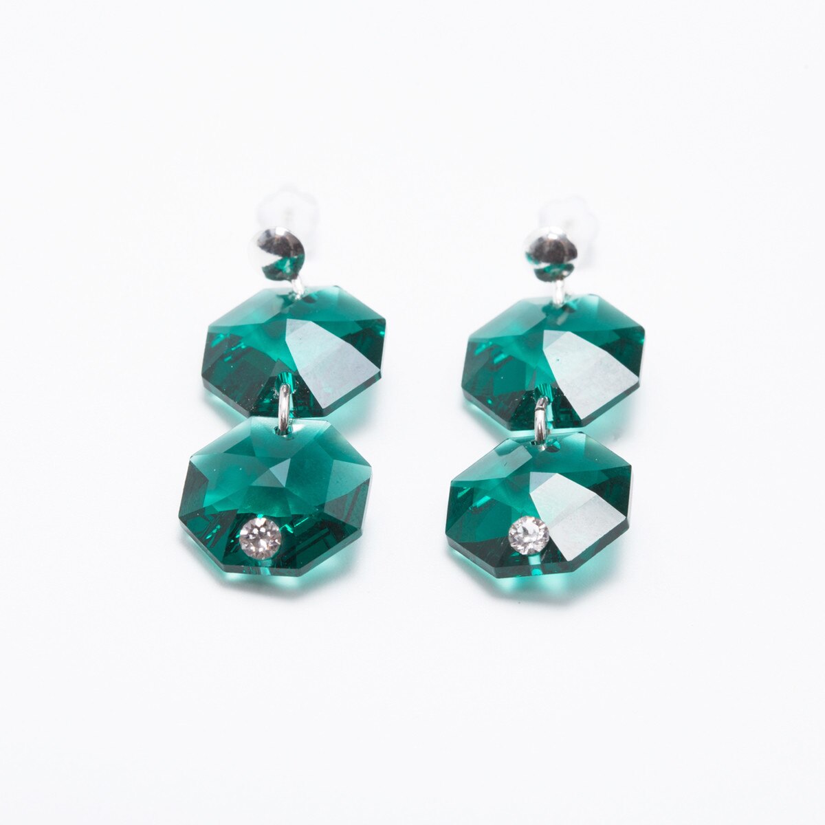 Cercei Argint DaviCrystals cu cristale octogon cu tija cu biluta cu doua cristaleEmerald
