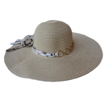 Palarie fashion din material usor cu textura subtire, cu lant auriu, D&J Exclusive, Crem, Universal Palarie fashion din material usor cu textura subtire, cu lant auriu, D&J Exclusive, Crem, Universal