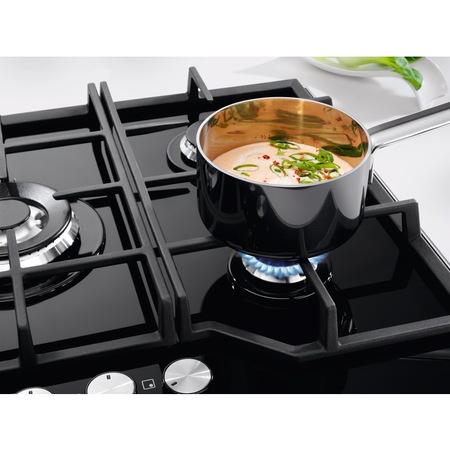 Plita incorporabila Electrolux KGG6456K, Gaz, 4 arzatoare, Aprindere electrica, Arzator Wok, Dispozitiv de siguranta, Gratare fonta, 60 cm, Sticla neagra