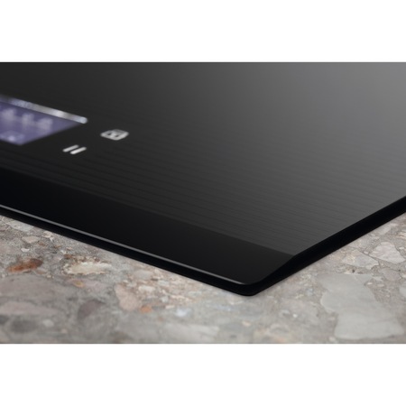 Plita incorporabila Electrolux EIS84486, Inductie, 4 zone de gatit, Control touch, Booster, Timer, Conectivitate hota, SenseFry, 80 cm, Negru