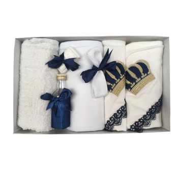 Trusou Brodat King ,7 piese,Alb/Bleumarin Trusou Brodat King ,7 piese,Alb/Bleumarin