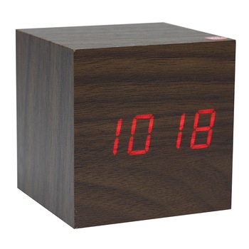 Ceas digital Cub lemn, ProCart, LED rosu, senzor sunet, alarma, afisare temperatura, data, maro Ceas digital Cub lemn, ProCart, LED rosu, senzor sunet, alarma, afisare temperatura, data, maro