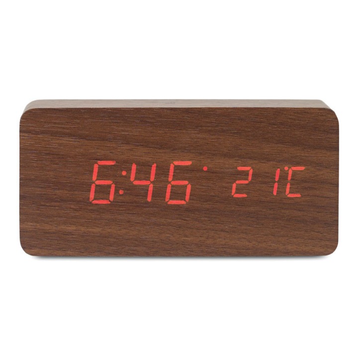 Ceas de birou personalizat cu afisaj LED pentru ora si temperatura din mdf