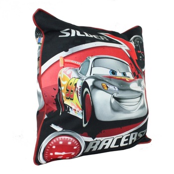 Husa perna Disney Fulger McQueen 40x40 cm Husa perna Disney Fulger McQueen 40x40 cm