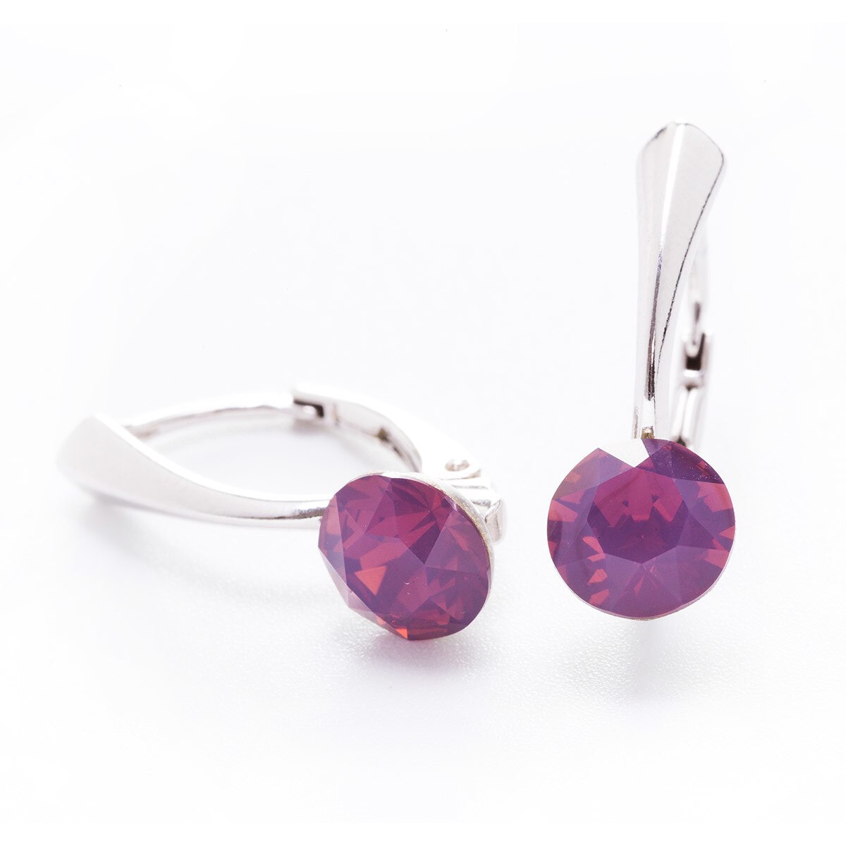 Cercei Argint DaviCrystals cu cristale Swarovski cu un singur cristal xirius cu leverback mare cyclamen opal
