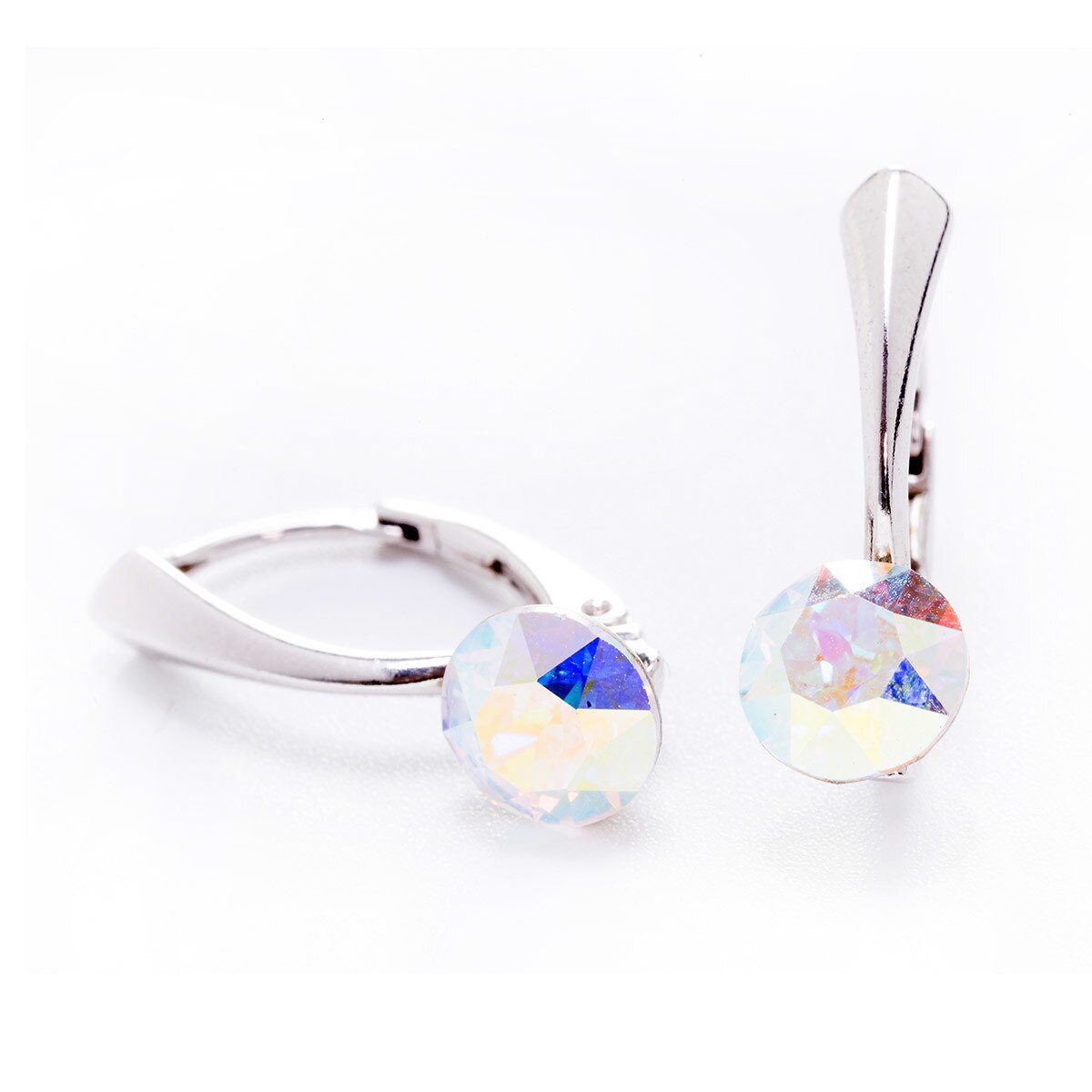 Cercei Argint DaviCrystals cu cristale Swarovski cu un singur cristal xirius cu leverback mare aurore boreale