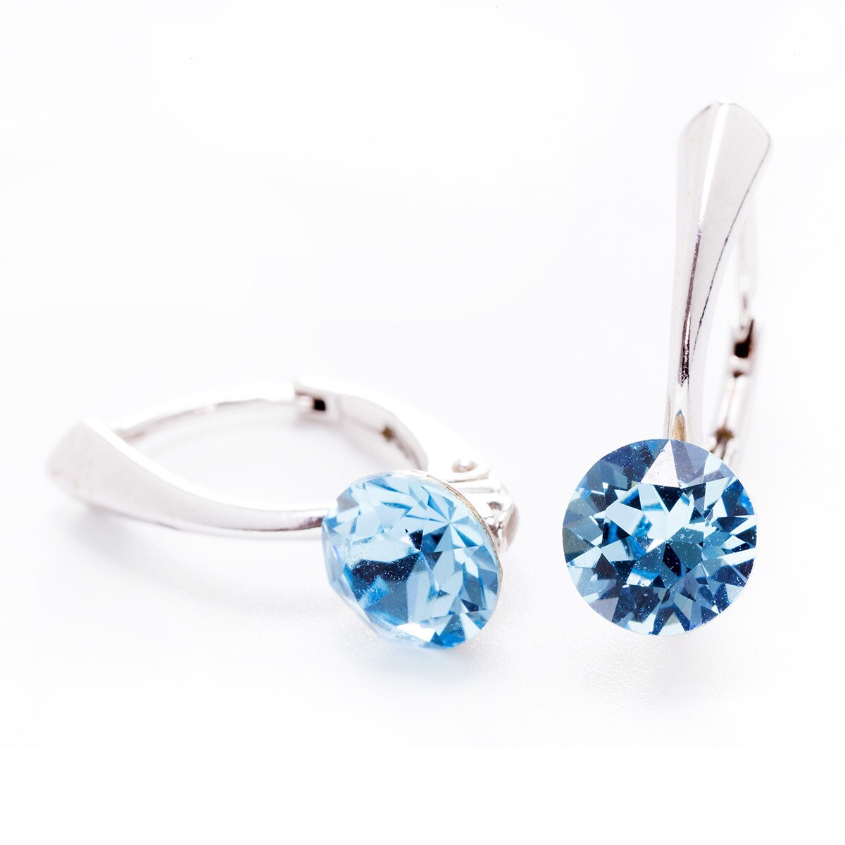 Cercei Argint DaviCrystals cu cristale cu un singur cristal xirius cu leverback mare aquamarine