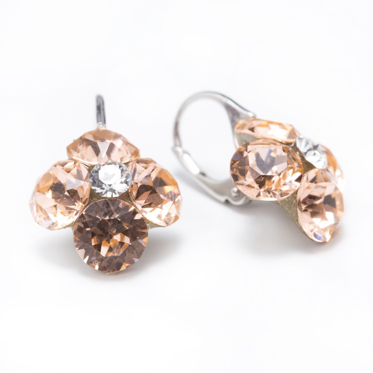 Cercei Argint DaviCrystals cu cristale trifoi cu patru foi cu levreback mic light peach