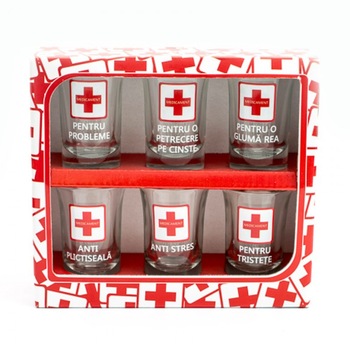 Set 6 pahare shot cu mesaje haioase - Medicament Set 6 pahare shot cu mesaje haioase - Medicament