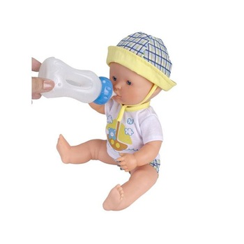 Papusa Bebelus Nenuco baietel cu sticluta de biberon 30 cm Papusa Bebelus Nenuco baietel cu sticluta de biberon 30 cm