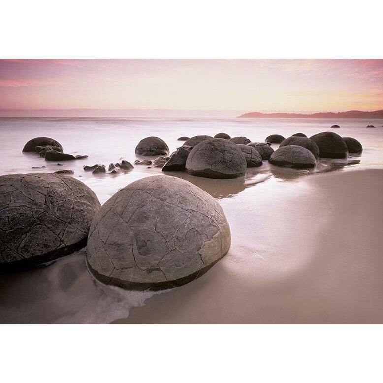 Fototapet natura, Moeraki Boulders, cod 285, dimensiuni H - 254 / L - 366 , lavabil, usor de montat si de curatat, adeziv inclus