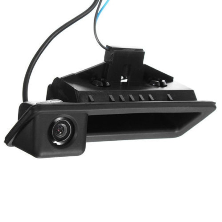 Camera marsarier XtremeVision® BMW E39, E60, E61 E90, E91, E92, E93, E70, E71, E82, E88, E84 pe manerul de portbagaj - LS8003