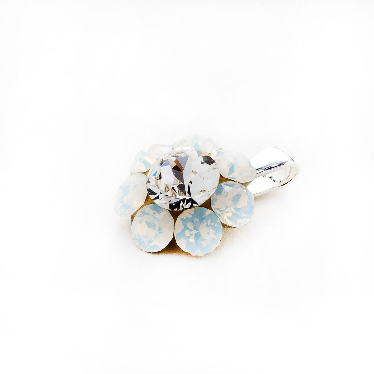 Pandantiv Argint DaviCrystals cu cristale Swarovski floare M white opal