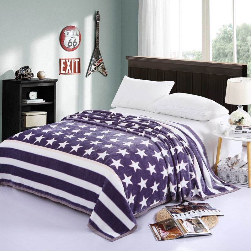 Patura Cocolino moale mov in dungi 200X230cm cu model
