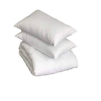 Set 2 perne matlasate 50x70 cm +pilota matlasata 195x215 cm,alb Set 2 perne matlasate 50x70 cm +pilota matlasata 195x215 cm,alb