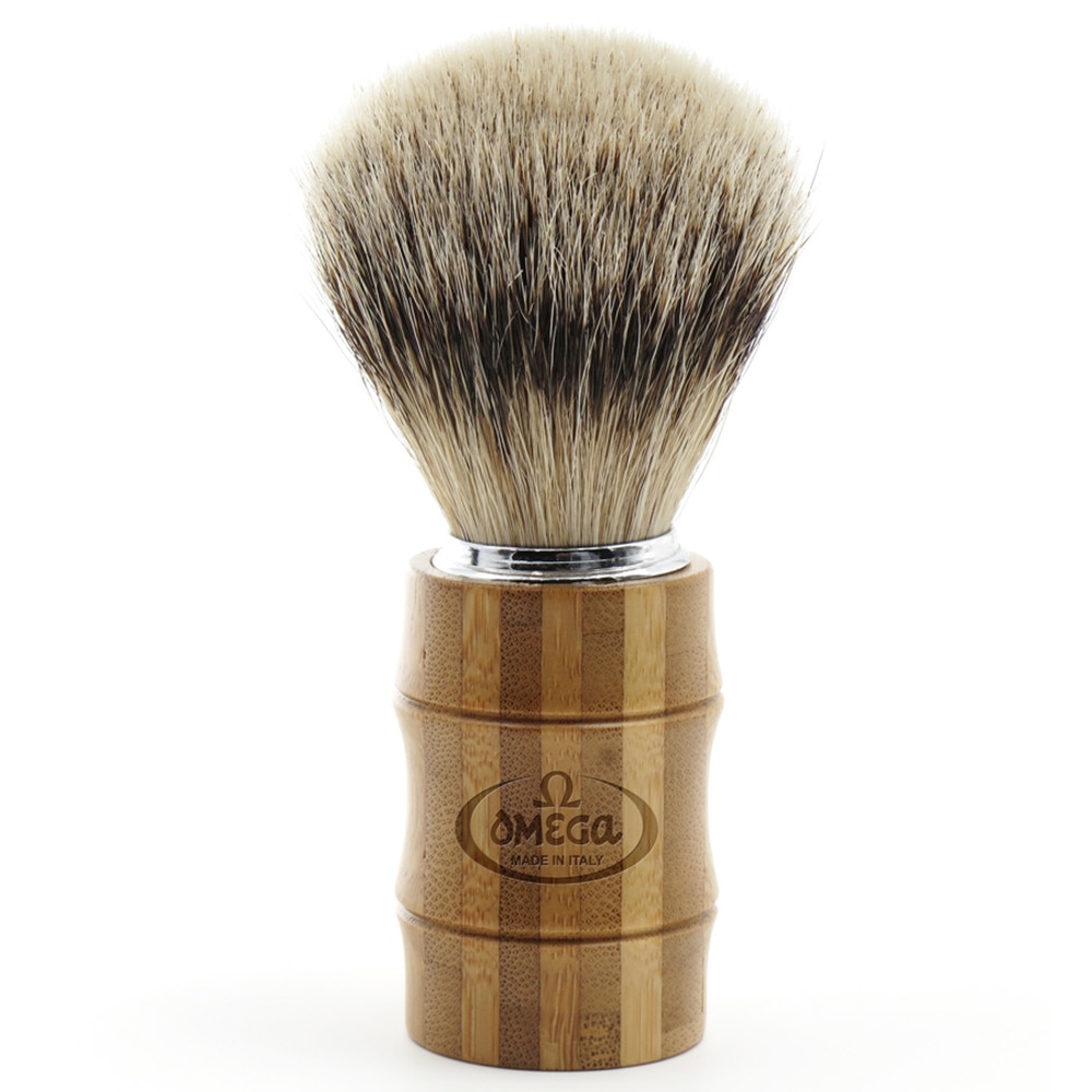 Pamatuf cu par de bursuc si maner din lemn de bambus Omega Super Badger 6831