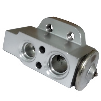 Supapa expansiune, climatizare AERZETIX, OEM-1K0 820 679, pentru Skoda, Volkswagen, Seat, Audi Supapa expansiune, climatizare AERZETIX, OEM-1K0 820 679, pentru Skoda, Volkswagen, Seat, Audi