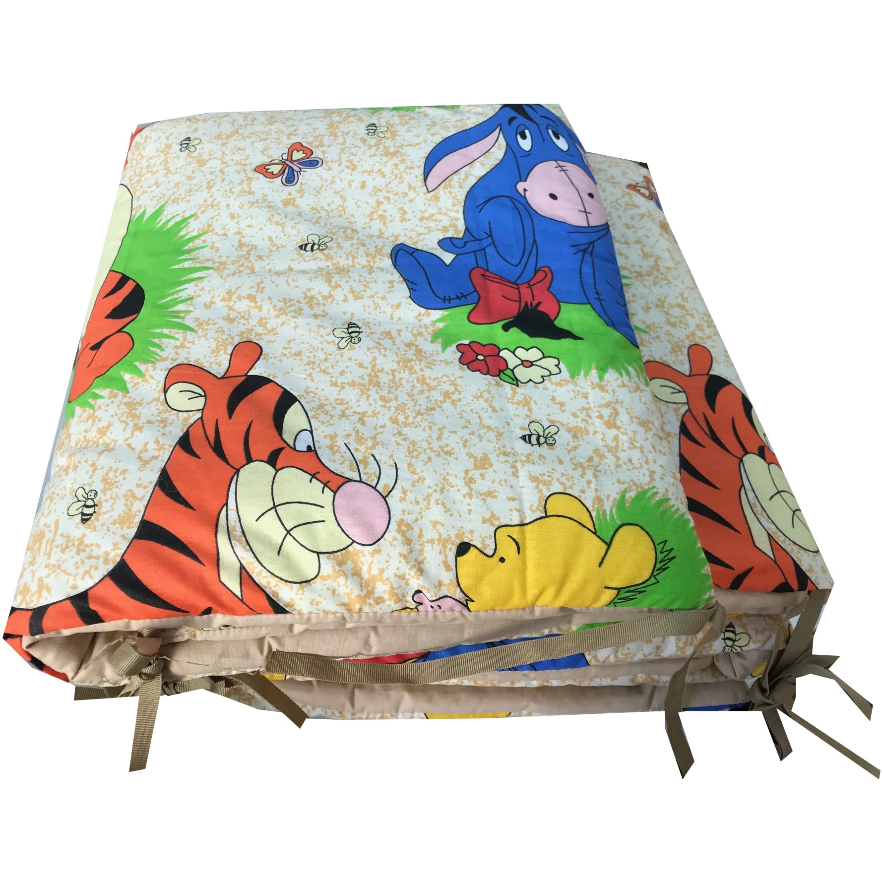 Set 4 aparatori protectii laterale pat pufoase 140x70 cm h35cm Deseda Distractie cu Aiurila si Winnie bej