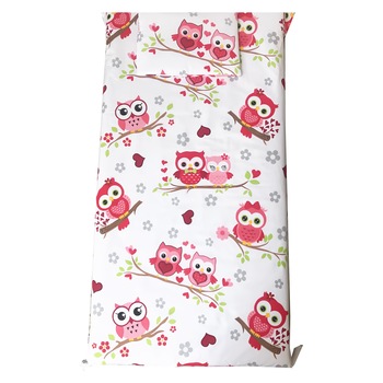 Cearsaf cu elastic pe colt pentru saltea bebelusi 120x60 cm Deseda Bufnite cu rosu Cearsaf cu elastic pe colt pentru saltea bebelusi 120x60 cm Deseda Bufnite cu rosu