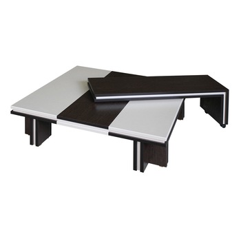 Masuta Laussane, pal Wenge/ Argintiu , 900 x 900 x 318mm (cu brat 1300 x900x318) Masuta Laussane, pal Wenge/ Argintiu , 900 x 900 x 318mm (cu brat 1300 x900x318)