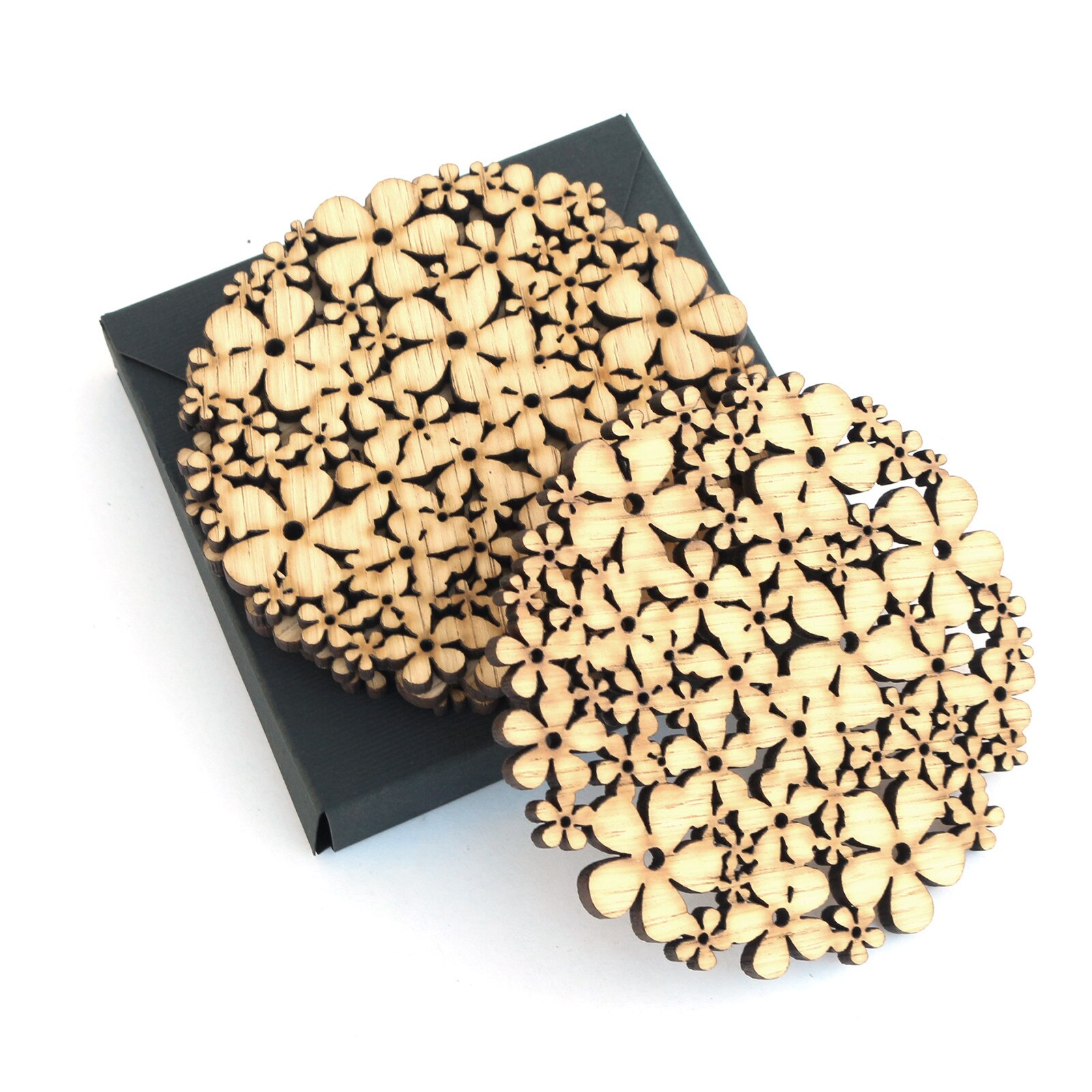 Set 4 buc. Suport / Coaster pahar model Trifoiul Norocos din furnir stejar Natur