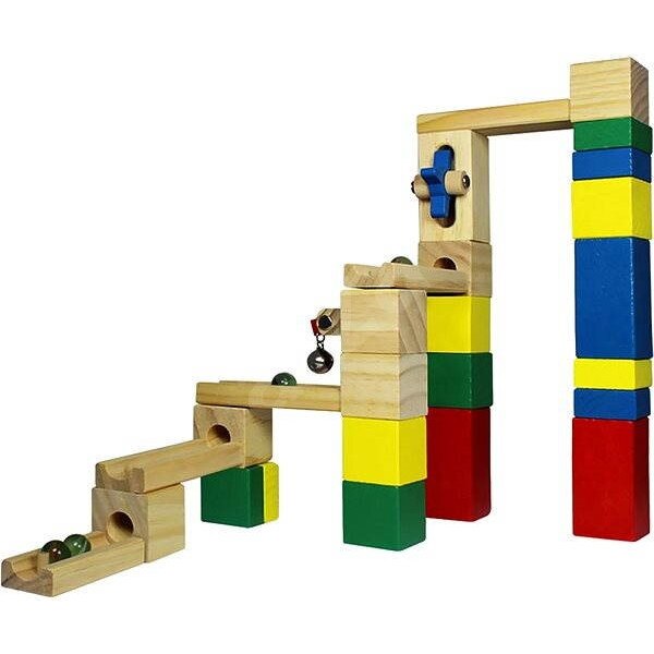 Cursa din lemn cu bile